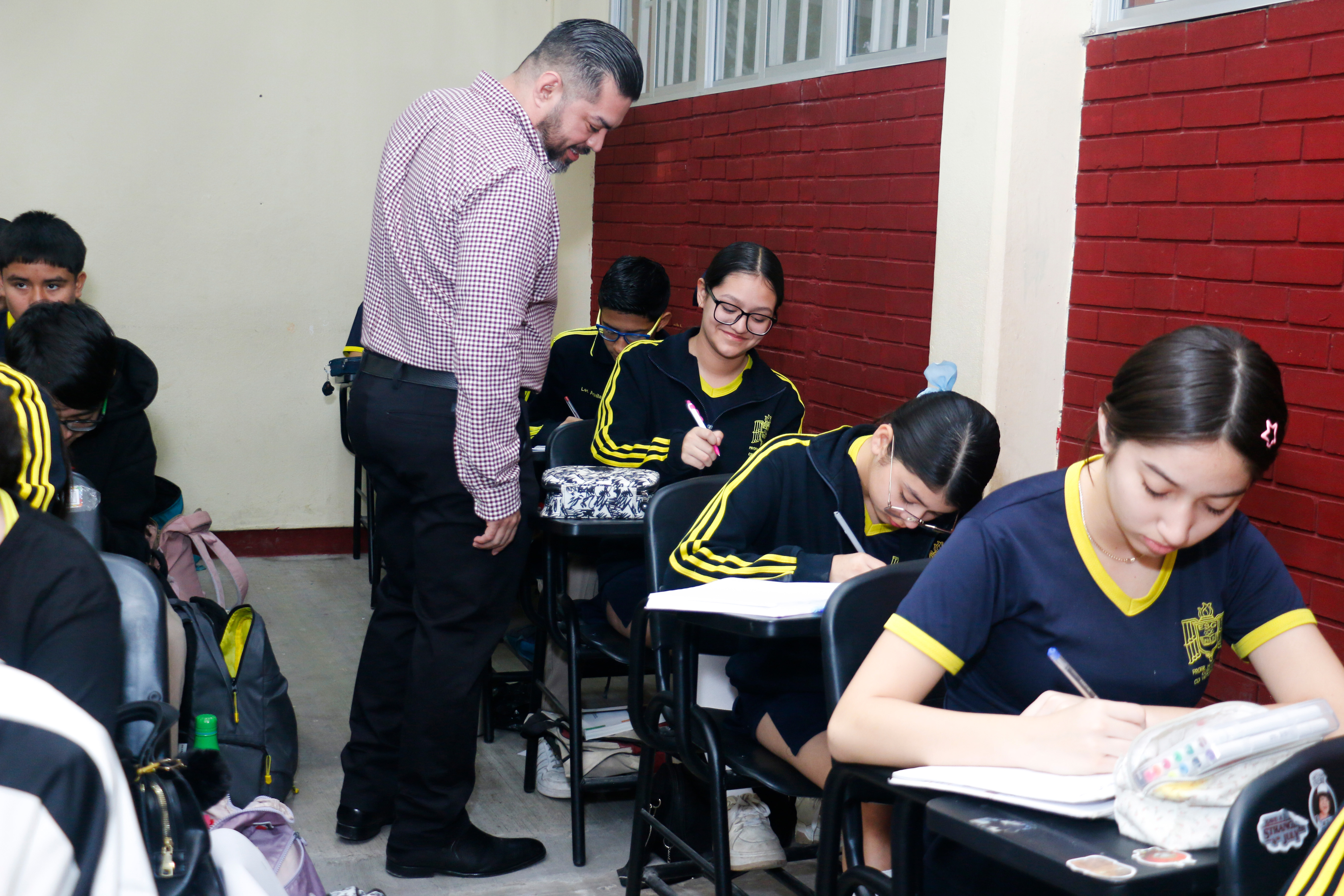 23 VISITA A LA SECUNDARIA 8