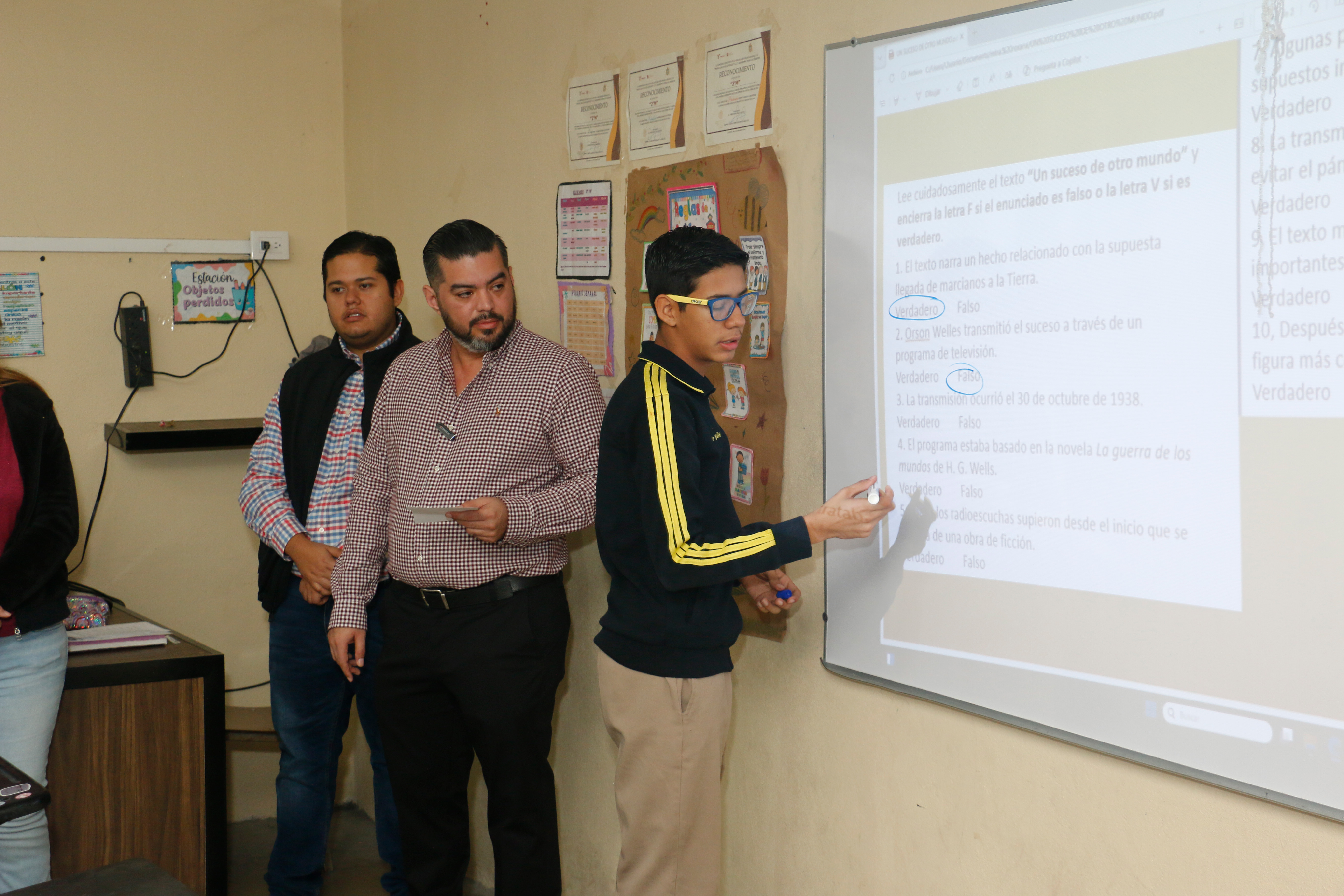 23 VISITA A LA SECUNDARIA 8