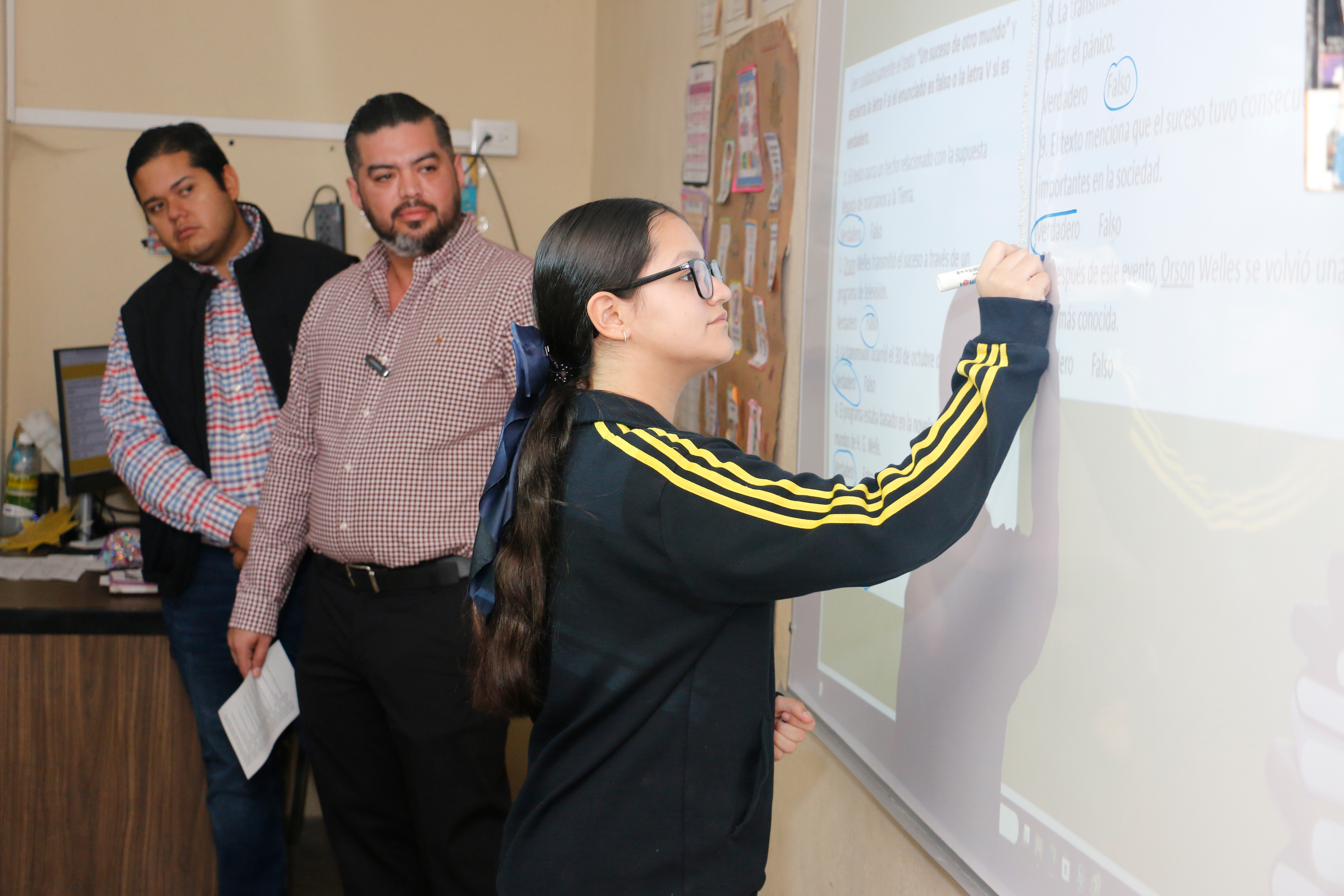 23 VISITA A LA SECUNDARIA 8